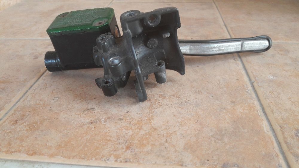 АЕРОКС. ПРОДАВАМ части за Ямаха Аерокс.