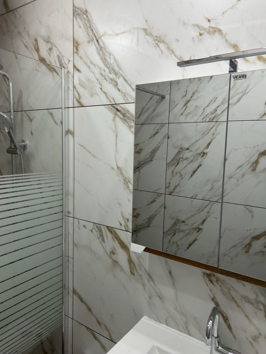 Ремонт на бани и други вътрешни ремонти.