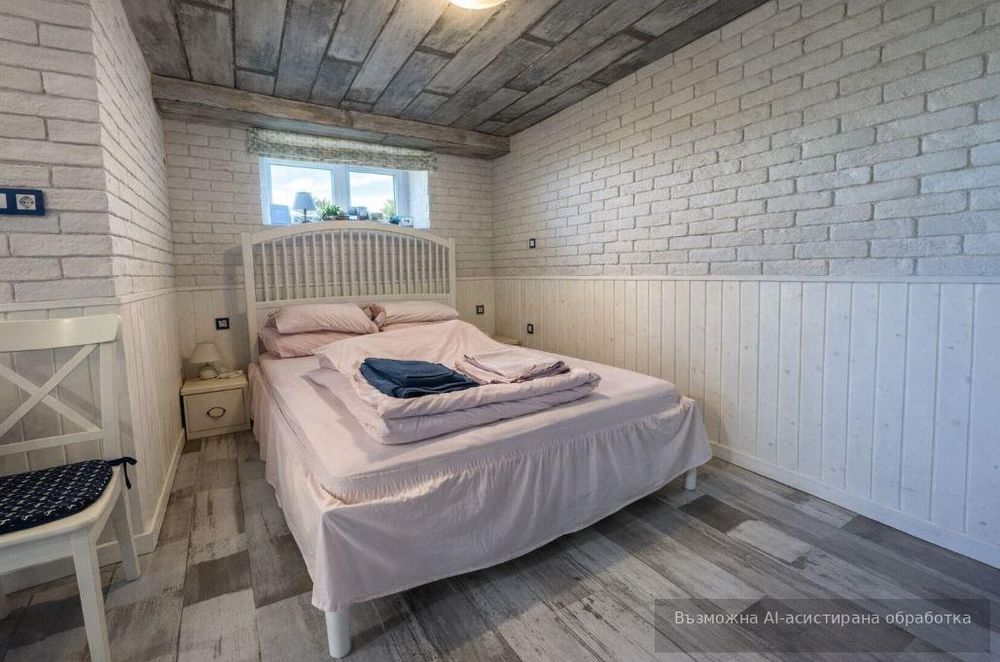 Дава се под наем Къща в Варна, м-т Св. Никола - 200 кв.м за 2393.43 € - Снимка #2