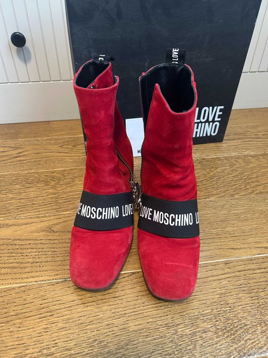 Love Moschino боти 38 номер
