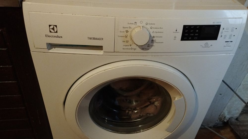 Пералня Electrolux