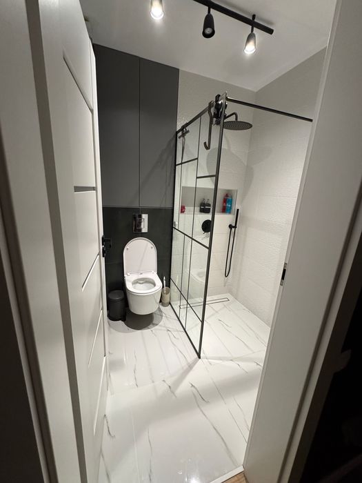 Vand apartament 3 camere - zona Turnisor