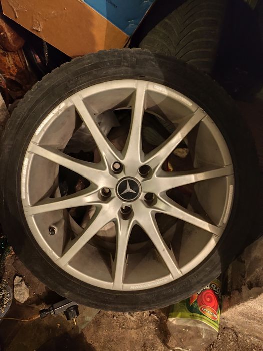 Продавам джанти за Мерцедес 225/45/17 с гуми