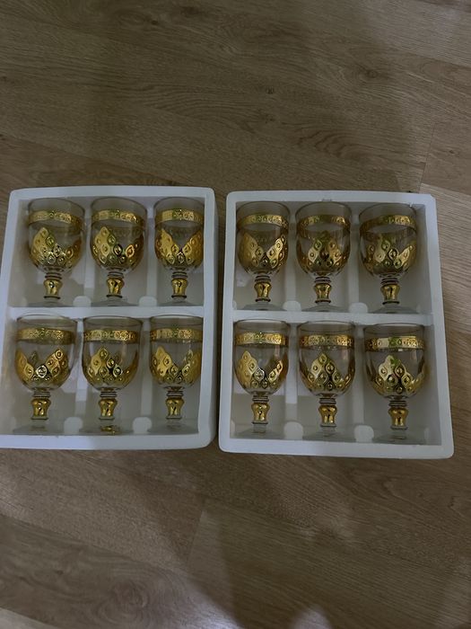 Set pahare plus carafa / set pahare aurite / set pahare simple