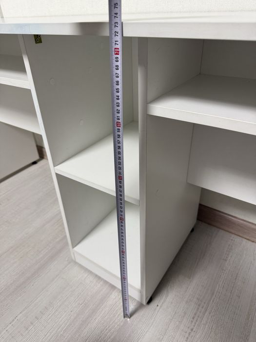 Стол для маникюра для учебы для дома