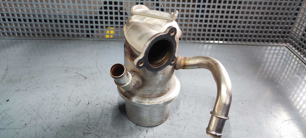 EGR volkswagen vw touran DEF 2.0 cod 04L131512D Behr