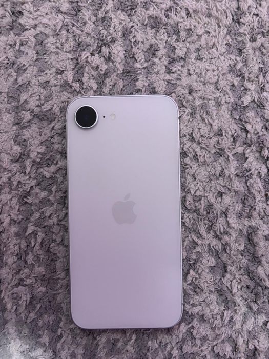 Iphone 16 e, 128 GB