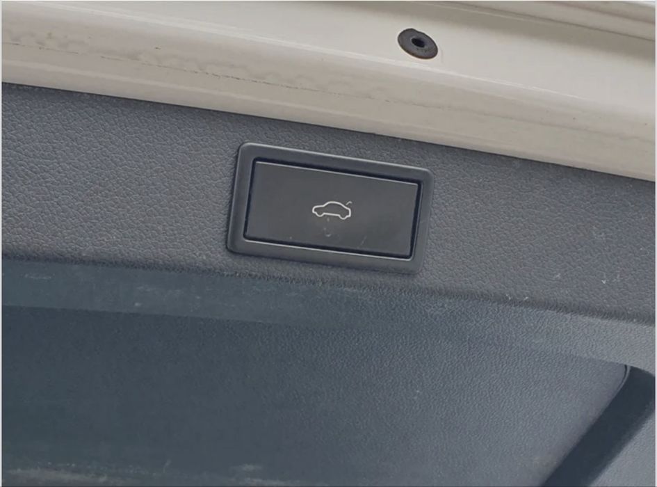 Шкода Октавия 2020г с всички екстри за модела