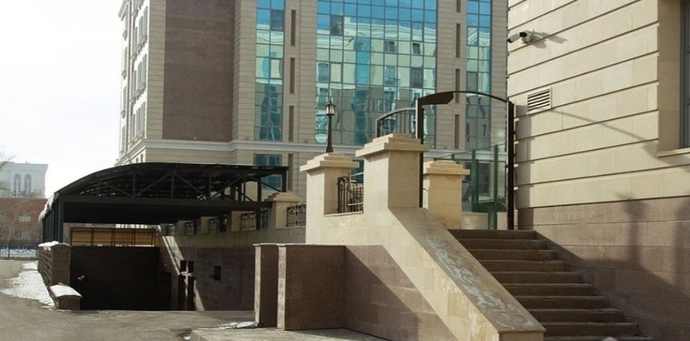 Мангилик ел 29/1 Орынбор место в паркинге