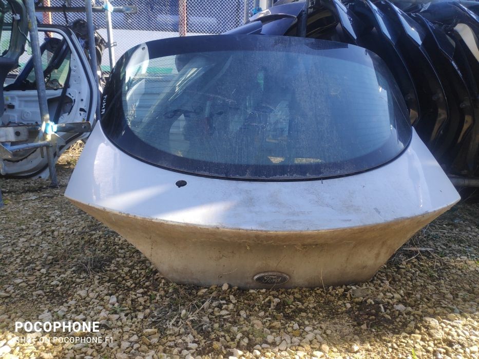 Врата багажник Ford Puma / Форд Пума 2000г.