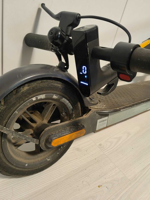 Xiaomi Mi Electric Scooter Pro 2 - Autonomie 30km - Stare bună
