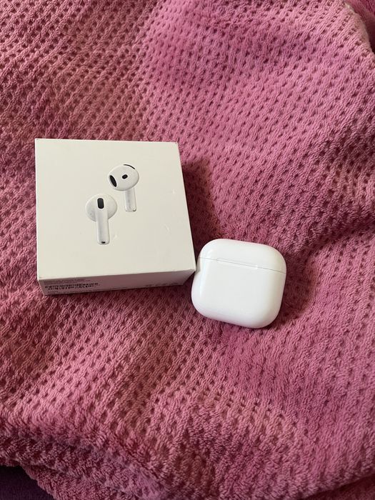 AirPods(4th gen)