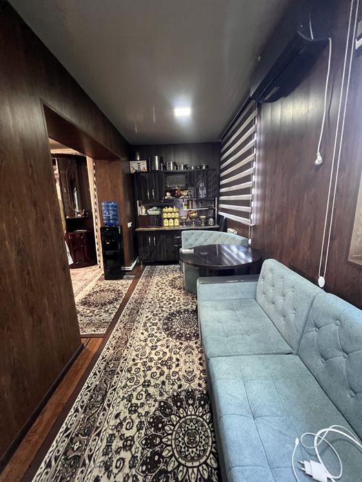 3хонали квартира срочна сотилади.