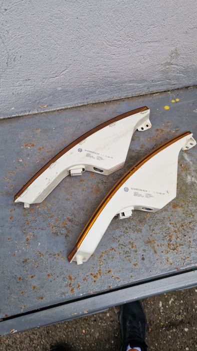 Semnalizator stg dr Vw Passat B6