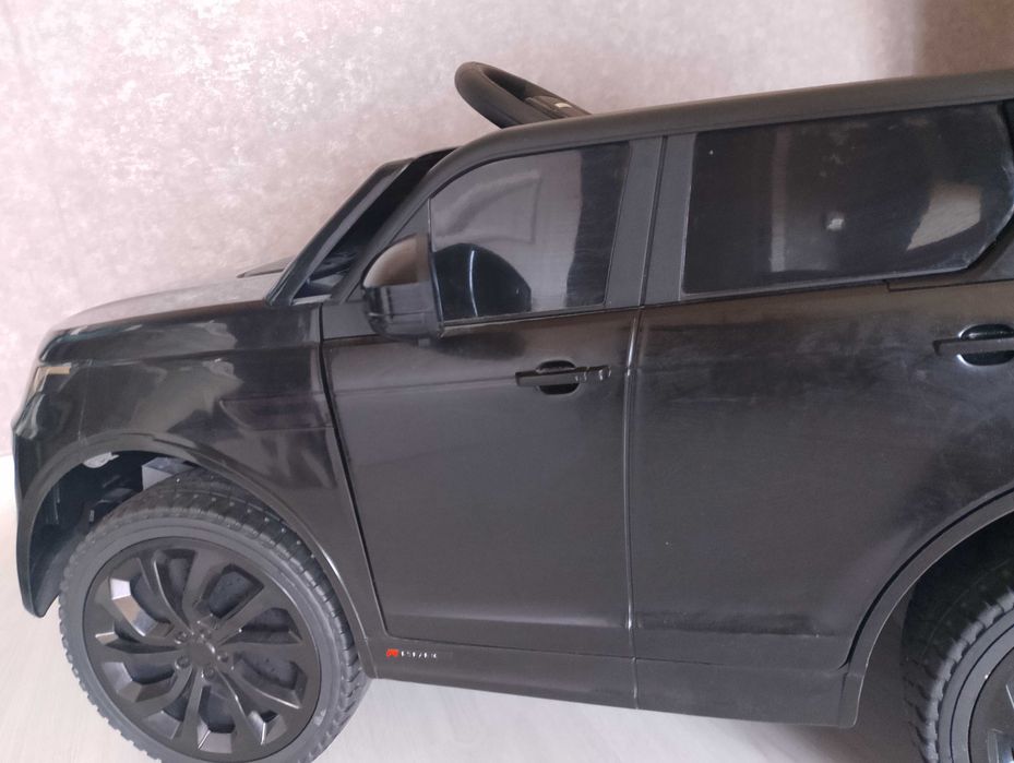 Акумулаторен Джип Land Rover