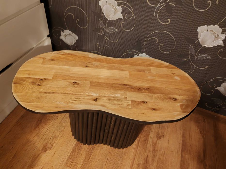 Masă de cafea belgiană