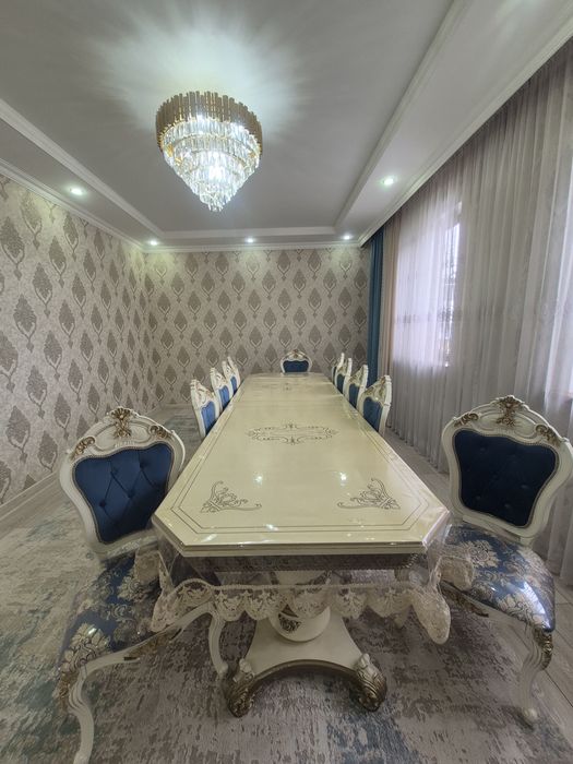 Столы стулья для зал