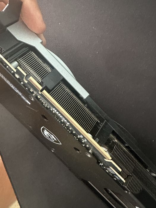 MSI GeForce RTX 5070 Ti 16G Ventus 3X OC в безупречно техническо и визуално състояние
