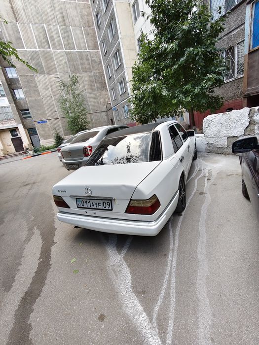 Продам Mercedes Benz E200