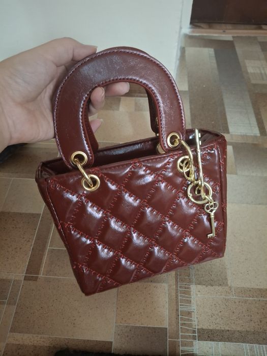 Продам сумку новую