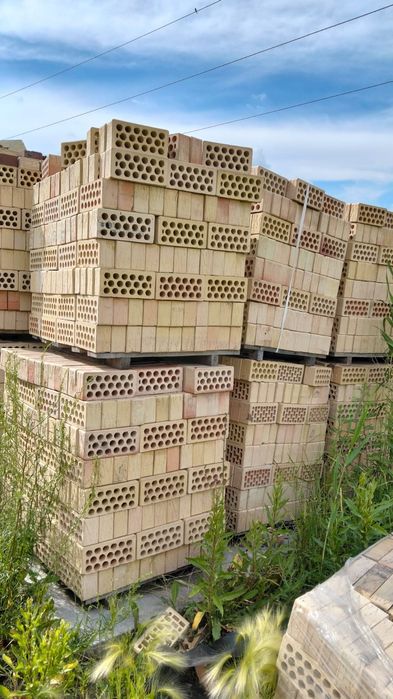 Продам кирпич облицовочный