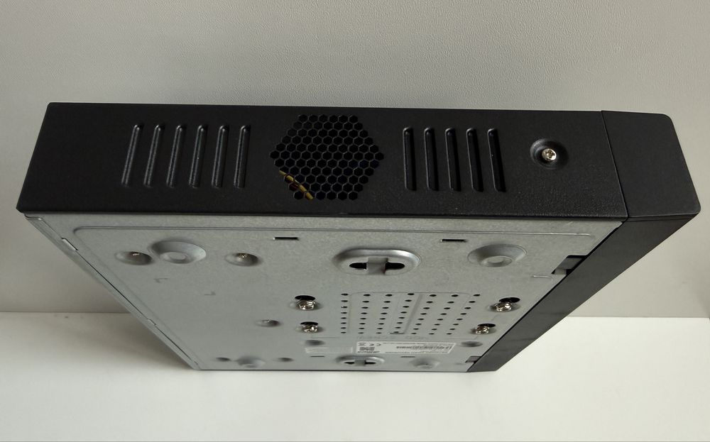NVR Dahua NVR2104HS-4KS2 + HDD Seagate SkyHawk 1TB – Perfect funcțional