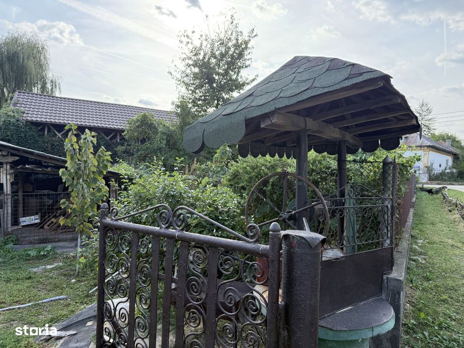 Vand Casa Batraneasca + Teren 1754 mp Com. Malureni Sat Bunești Argeș