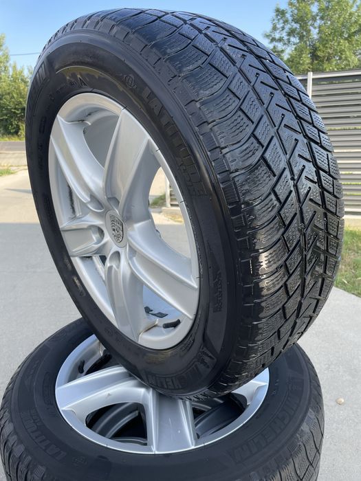 Jante Porsche Cayenne R18