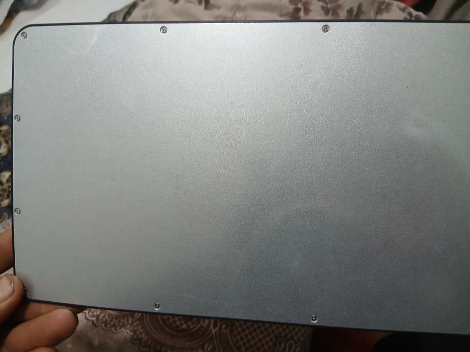 Bluetooth klavutura.