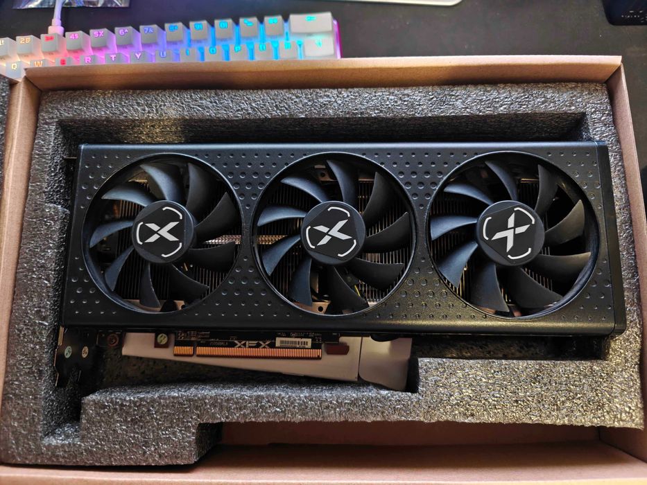 Видео Карта XFX Speedster AMD Radeon™ RX 6600 XT 8GB + Гаранция гр ...
