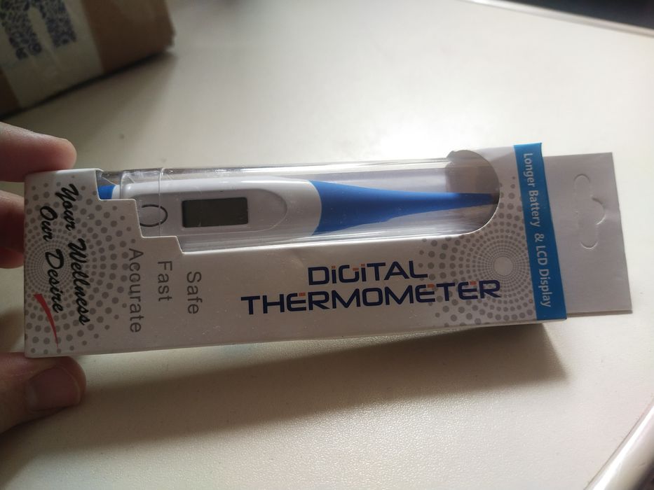Электронный термометр