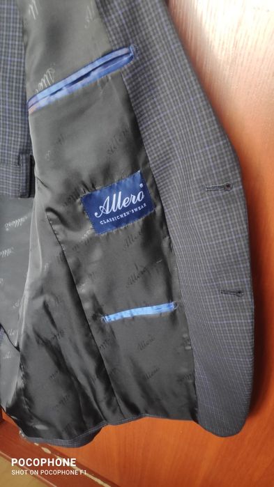 Продам костюм продам