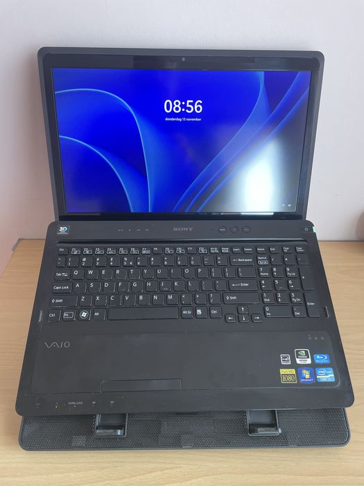 Лаптоп SONY VAIO 3D VPCF2… windows 11