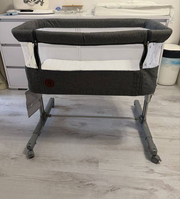 Next to me - бебешка кошара