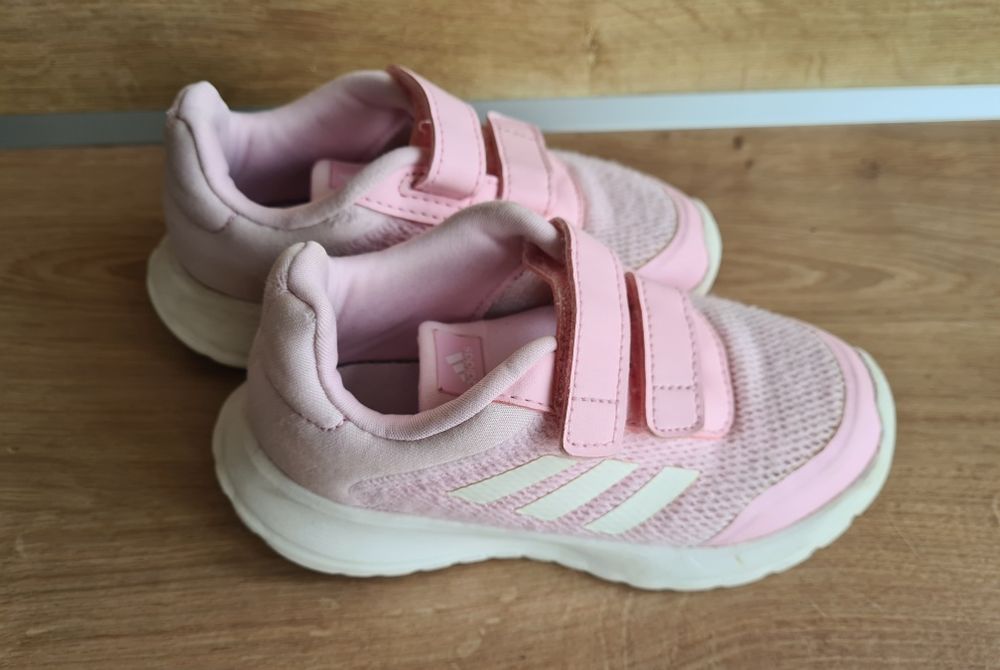 Adidas Tensaur 26