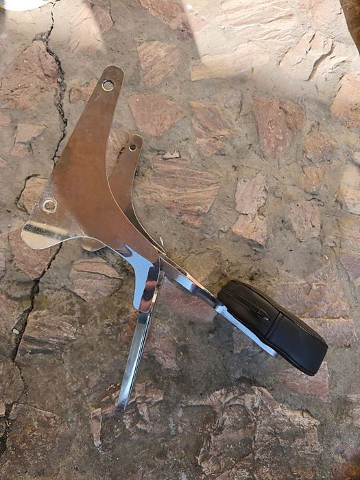 Sissy bar + spătar pasager (Honda Shadow / Dragstar / Vulc