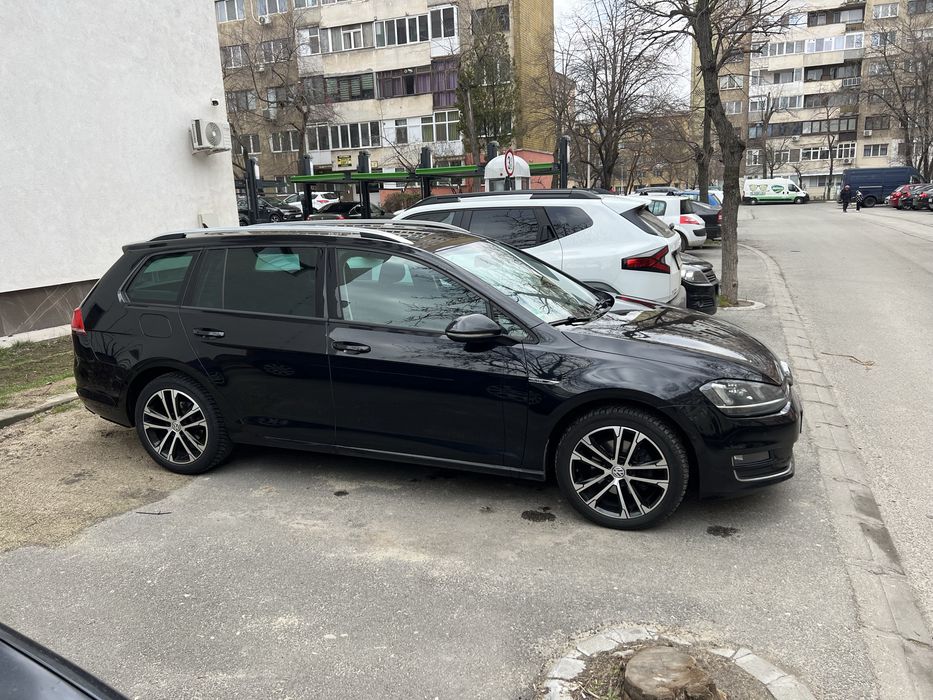 VW Golf 7 DSG/Xenon model Lounge 2016