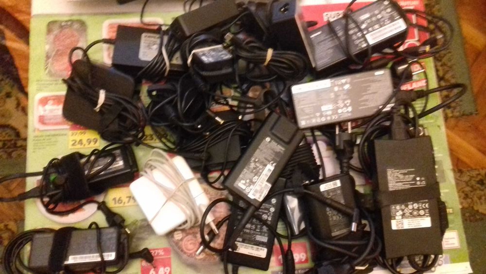 Incarcatoare laptopuri Lenovo , Dell ,Hp , Sony vaio , etc.