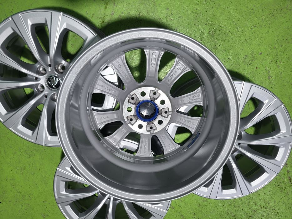 17 5x112 Skoda лети джанти 5х112 шкода