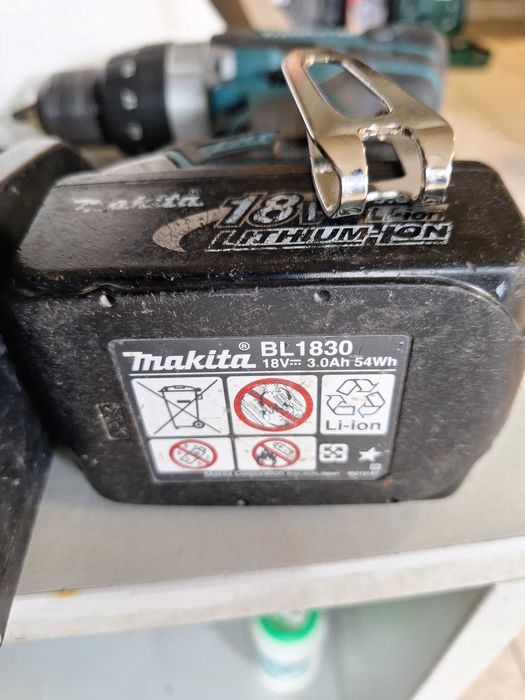 Удaрен винтоверт Makita DHP456