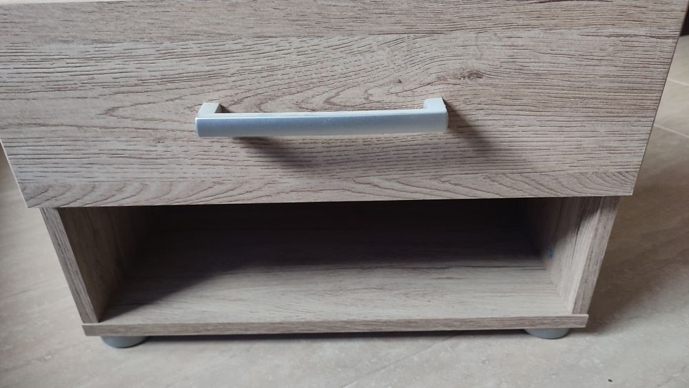 Нови нощни шкафчета