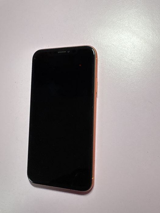 Vând iPhone 10 XR