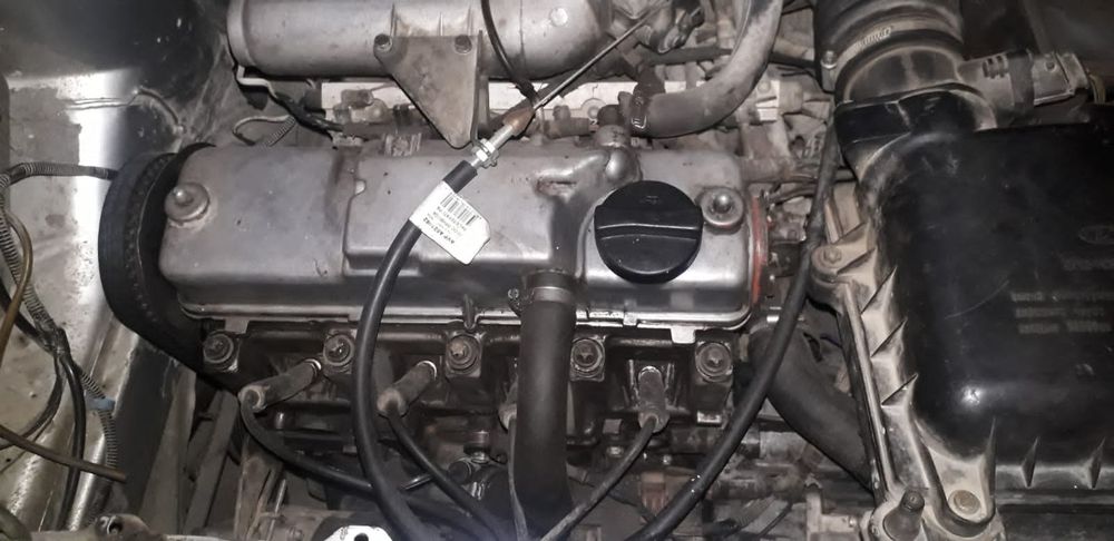 Лада 2115 седан серебристый