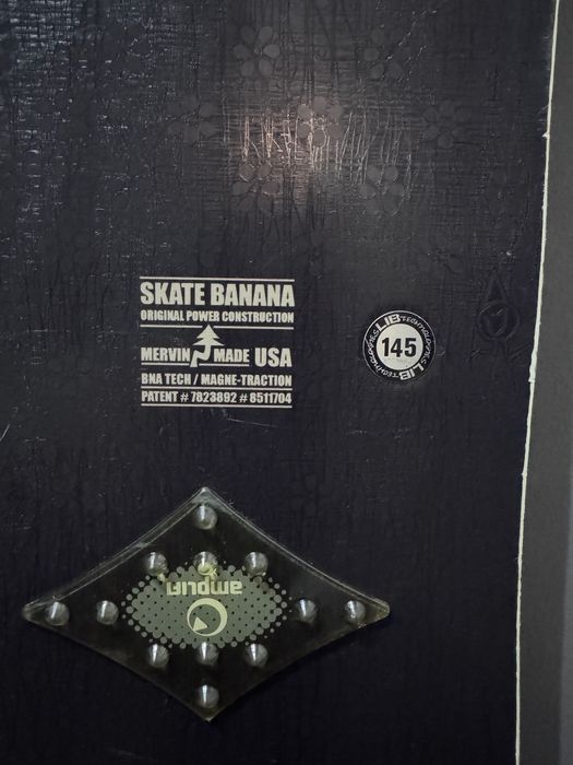 Placa snowboard Lib Tech Skate Banana BTX 145 cm – Magne Traction