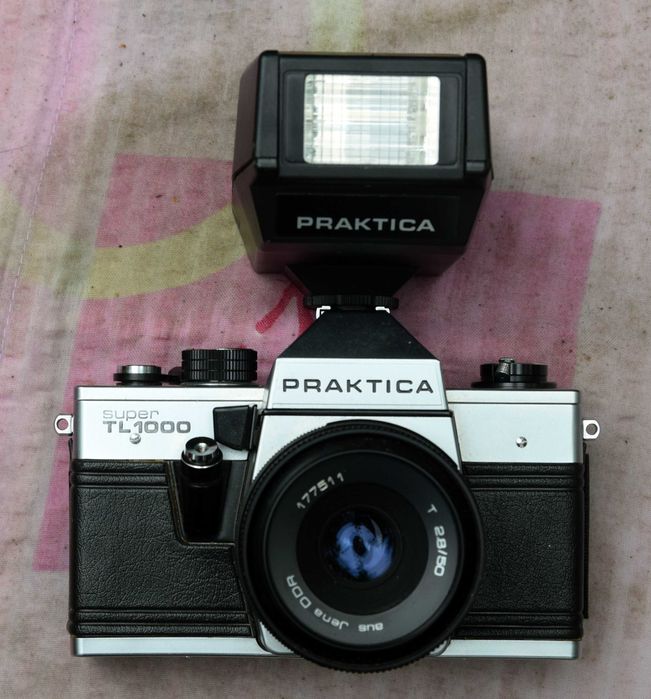 Aparate foto de colectie si obiective