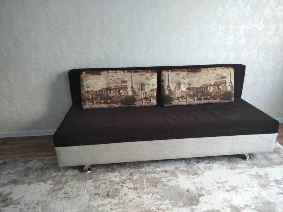 Продам диван , в связи с переездом