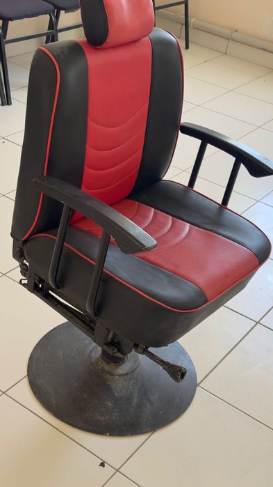 Стульчик, диван, кресло