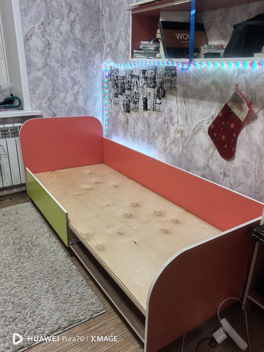 Продам кровать 80*190