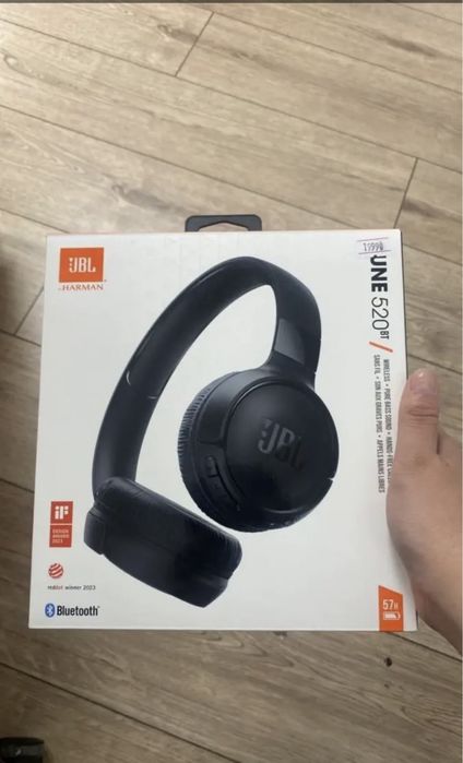 Наушники jbl 520