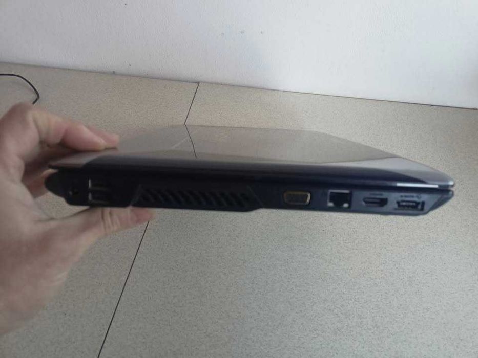 Laptop Medion P6620 display 15,6 procesor I3-M350 ram8g Nvidia HDD500g